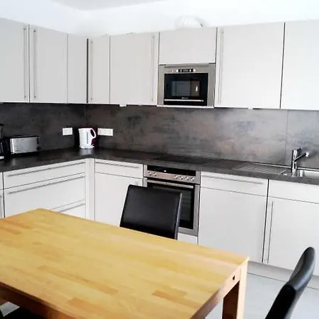 Ostseeidyll - Komfort Nahe Dem Rhododendronpark アパート *